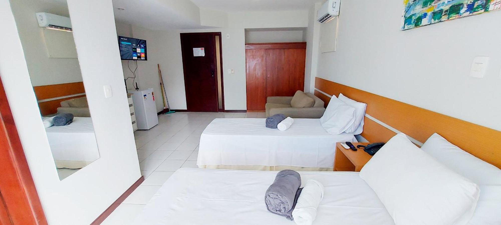 Car - Condominio Edificio Express Flat *